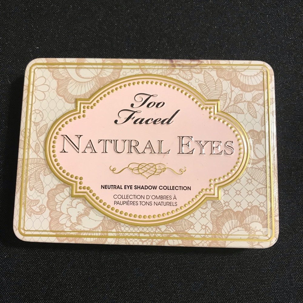 Too faced natural eyes  eyeshadow palette like new